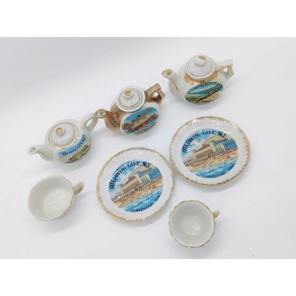 unbranded Accents Vintage Atlantic City New Jersey Nj Souvenir Miniature Teapots Cups